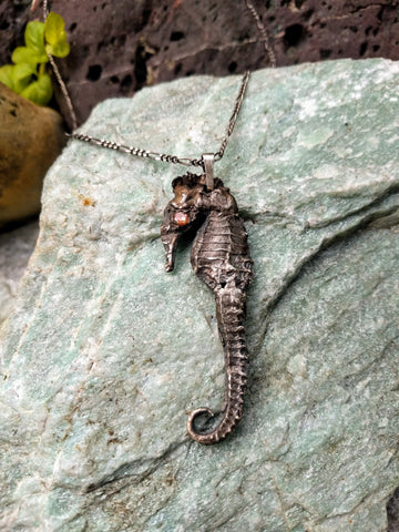Silver Seahorse Grand
